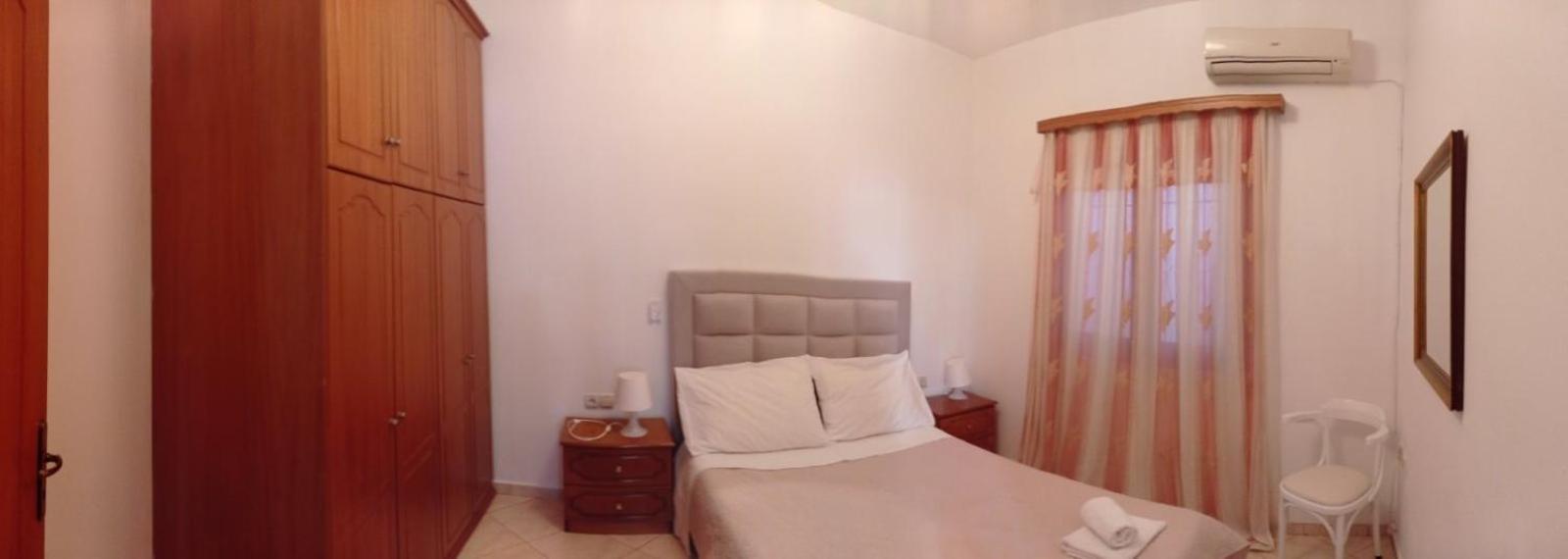 Achilles Apartments Saranda Oda fotoğraf